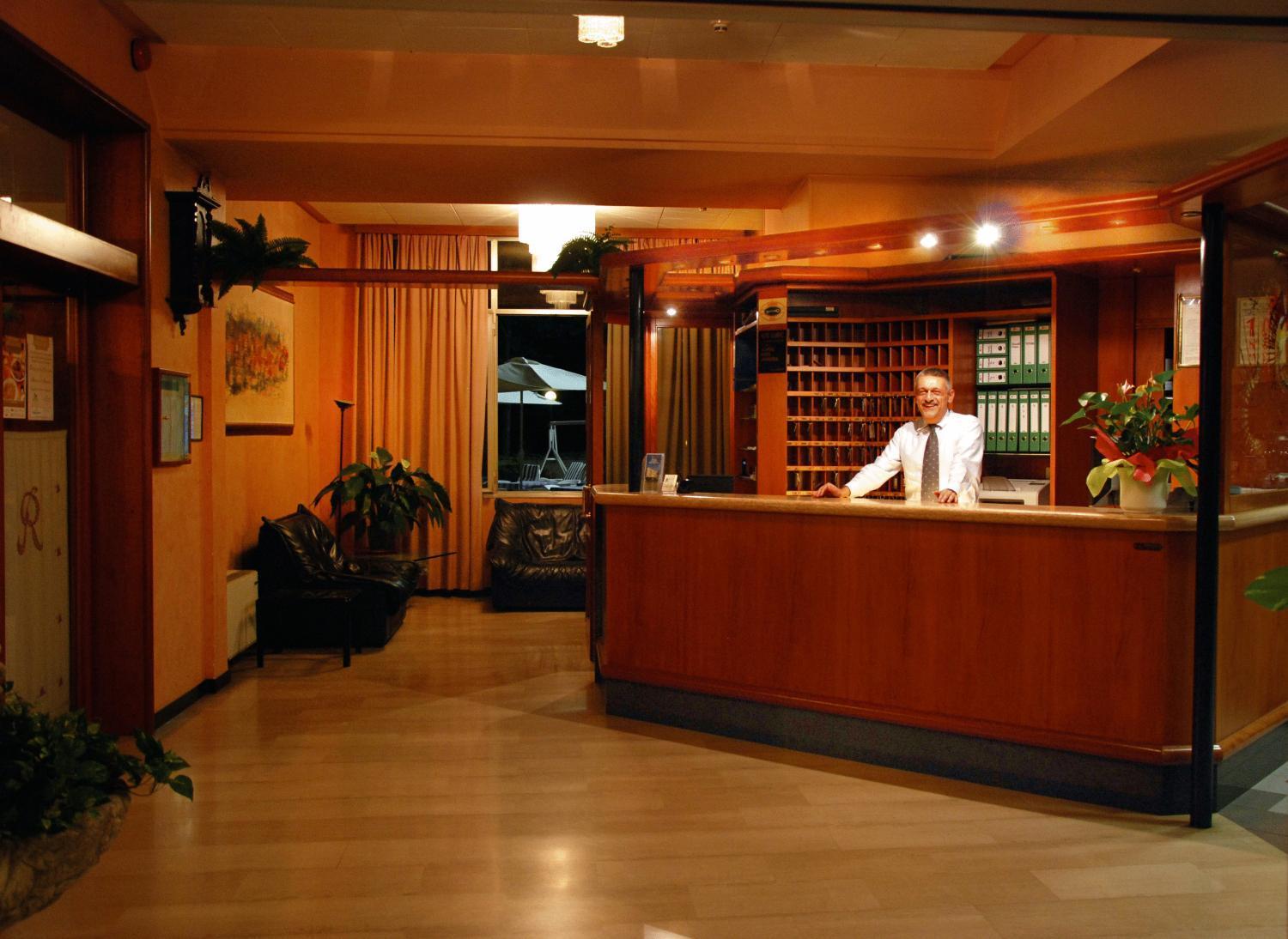 קסטל מג'ורה Hotel Olimpic מראה חיצוני תמונה